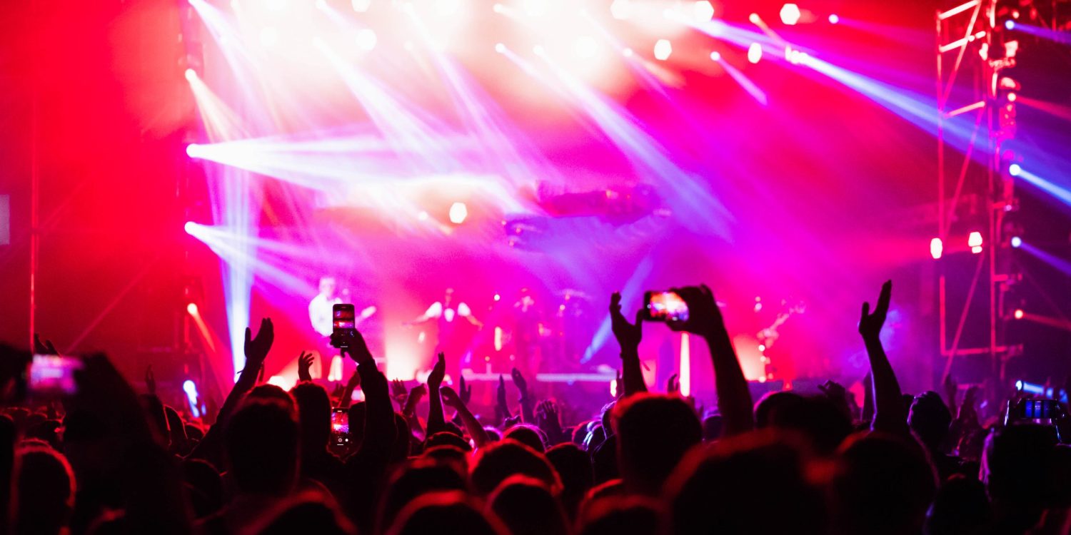reservation-taxi-narbonne-evenements-nocturnes